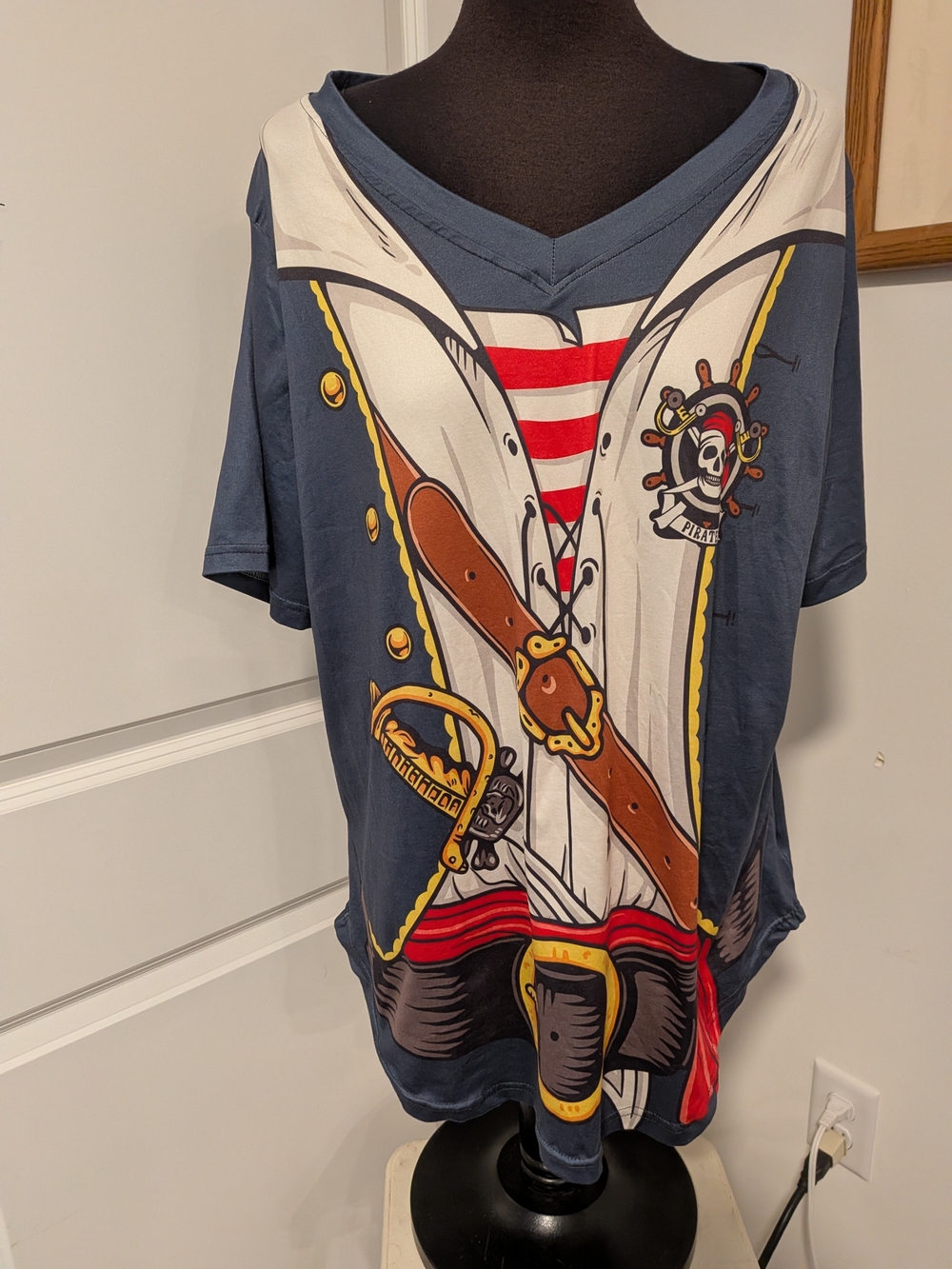 Unisex Pirate Costume Print Tee - W-XL M-LG